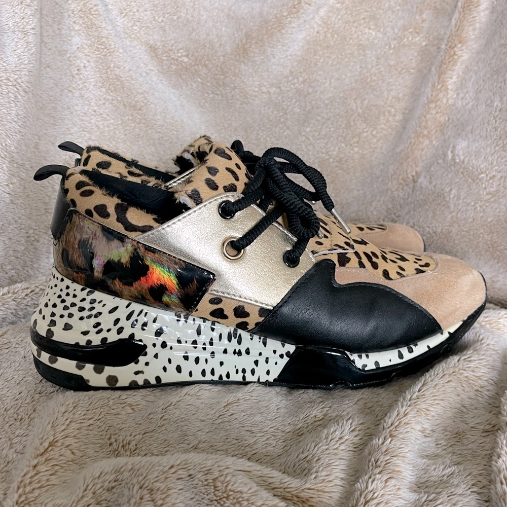 Steve Madden-Women's Leopard Print
Cliff Sneakers Size 9